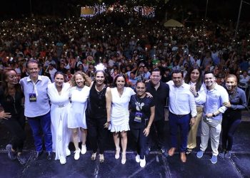 POR PRIMERA VEZ: Festejan Año Nuevo aproximadamente 7 mil cancunenses en Tajamar